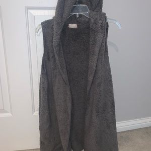 Altar’d State hooded Sherpa vest